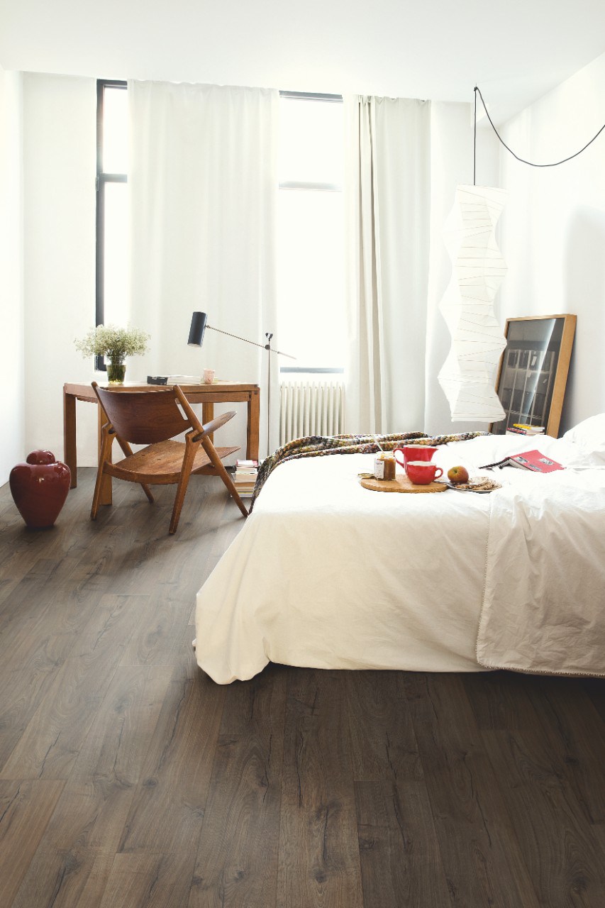 Ламинат Quick Step Impressive Ultra Дуб Коричневый IMU1849 1380×190×12 фото в интерьере